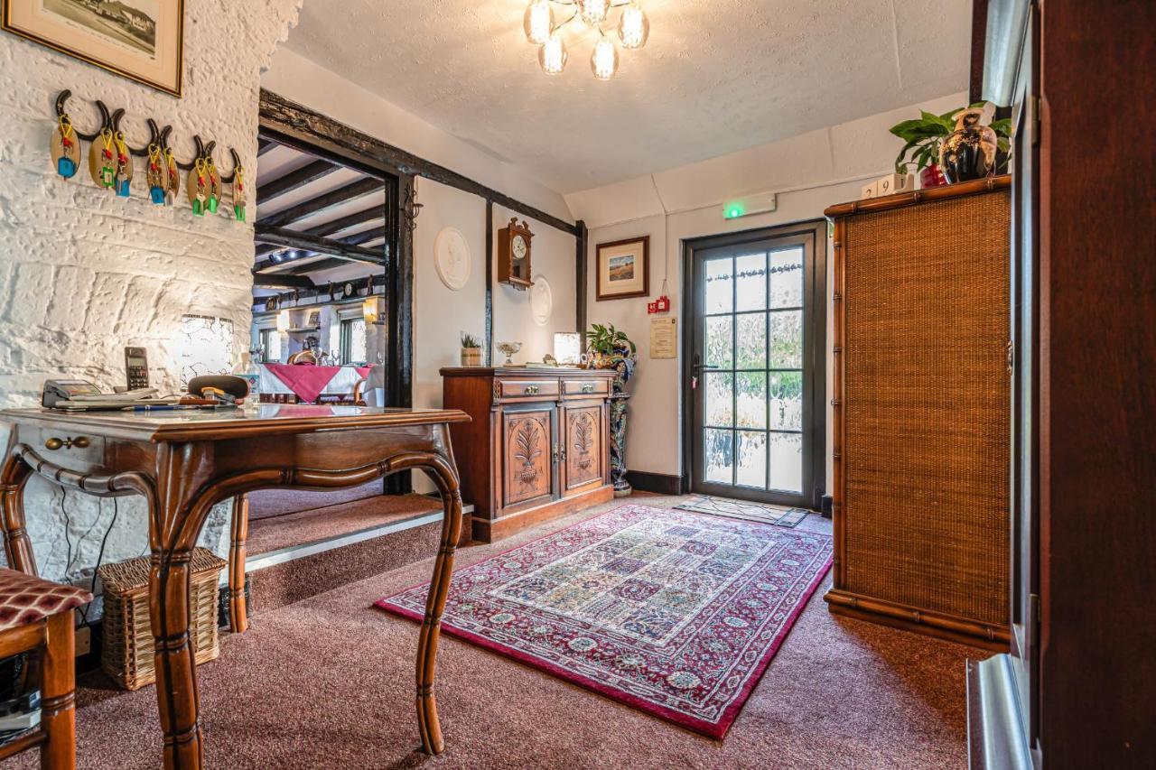 היילשם The Olde Forge Hotel מראה חיצוני תמונה
